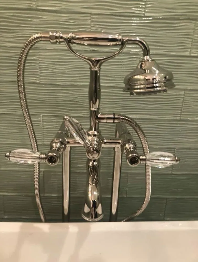 Slide of Big D Services