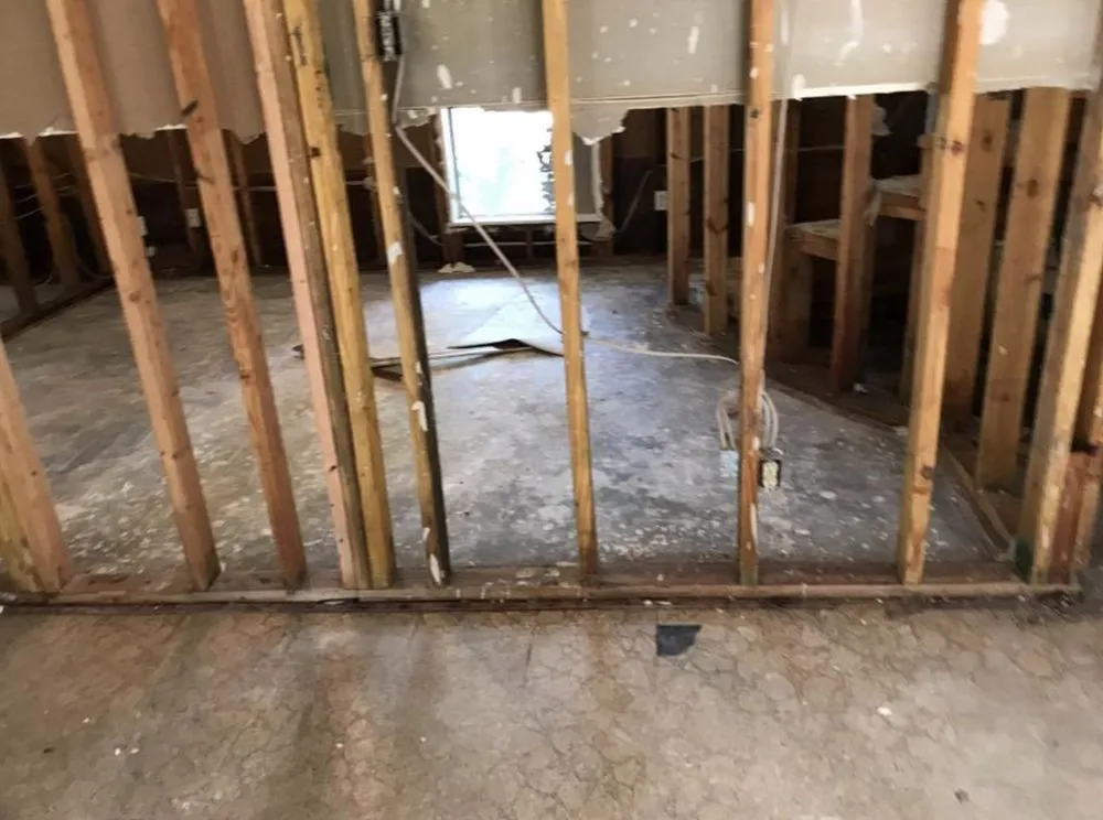 Slide of Big D Services