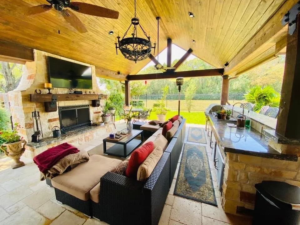 Top-rated leak detection in Houston, TX by Big Tine Construction