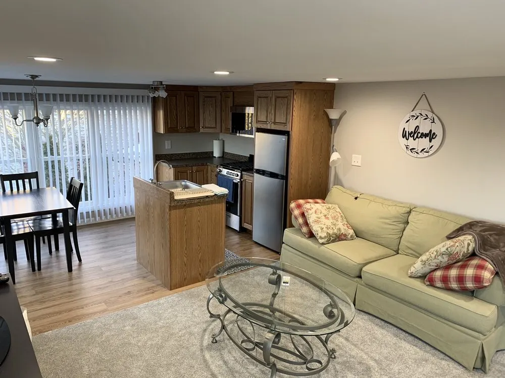 Slide of BiiLT Contracting Group