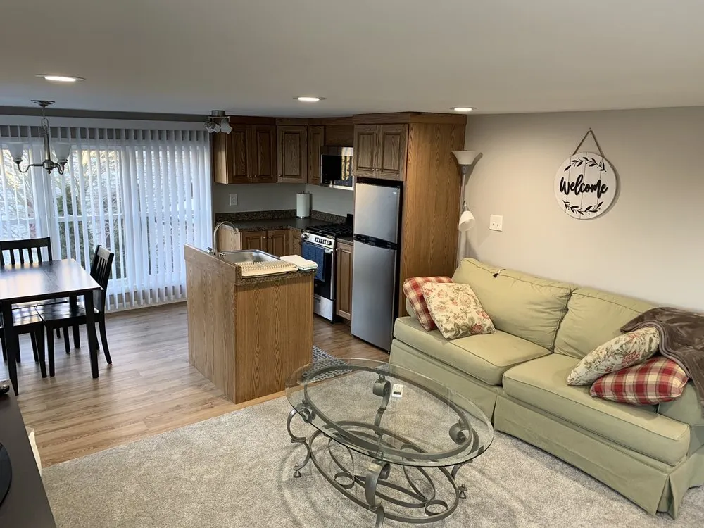 Slide of BiiLT Contracting Group