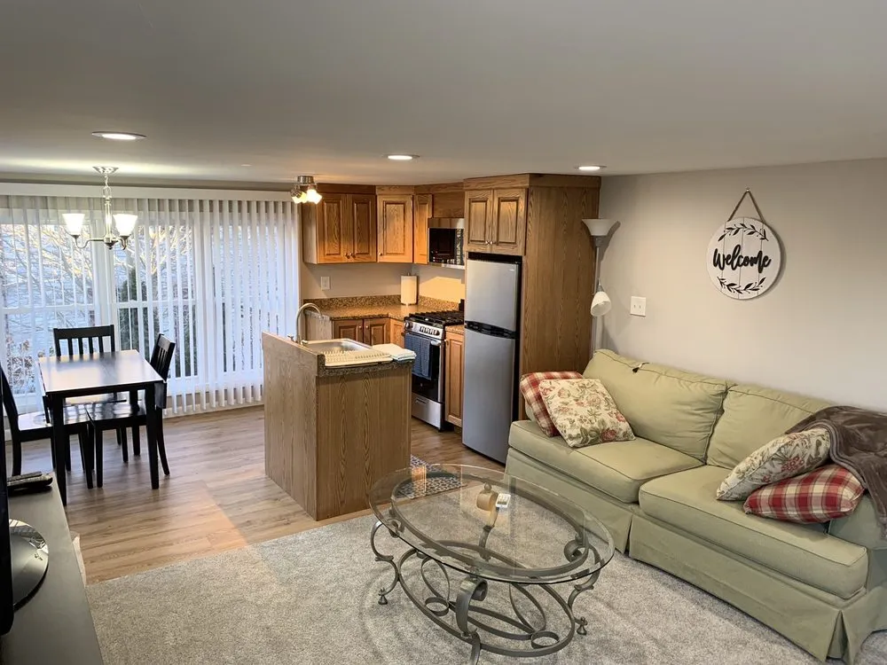 Slide of BiiLT Contracting Group