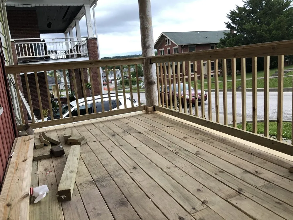 Slide of Bisping Contracting