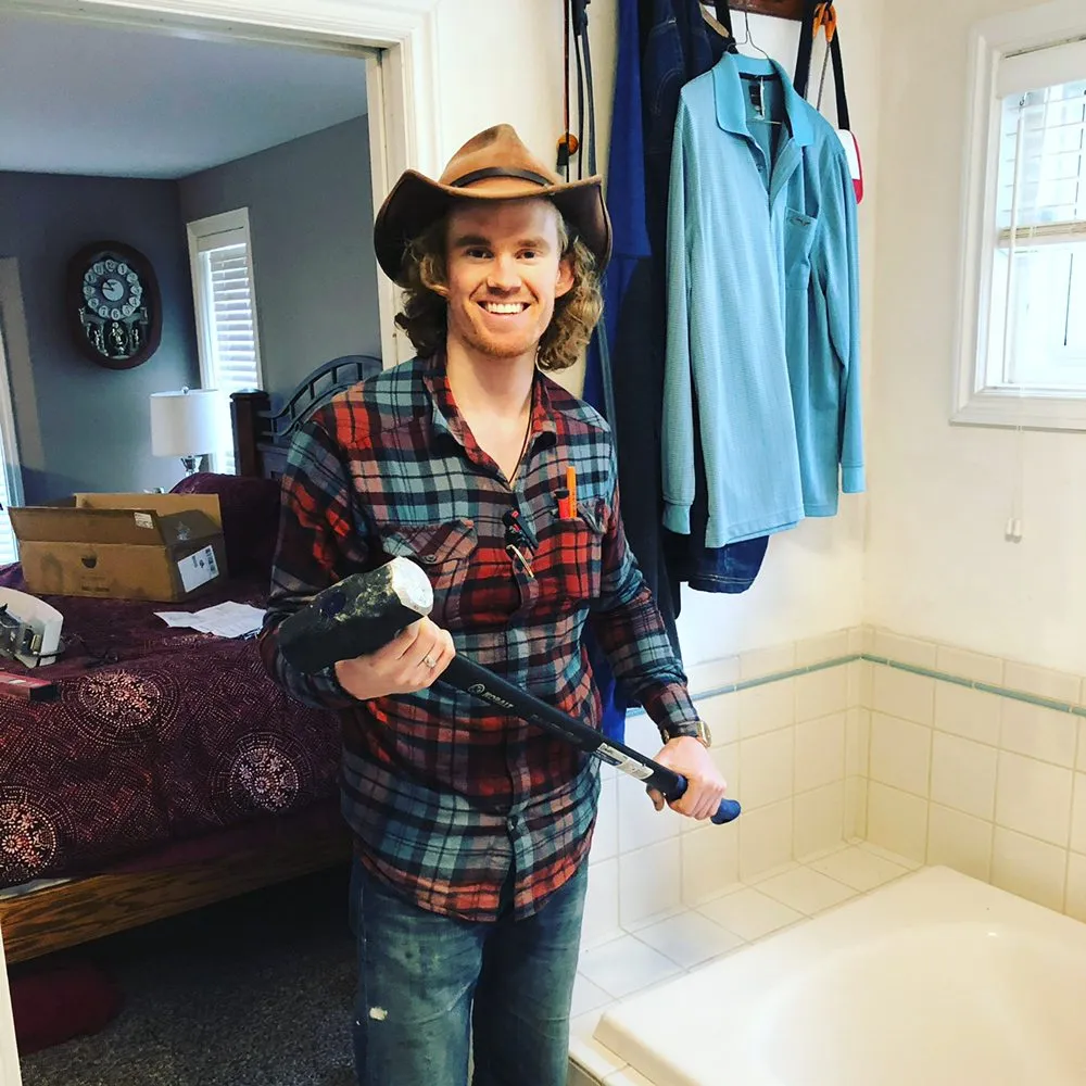 Slide of Bixno Handy