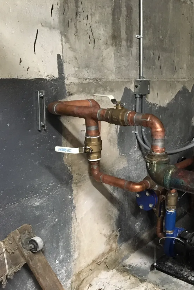 Slide of Biz Plumbing