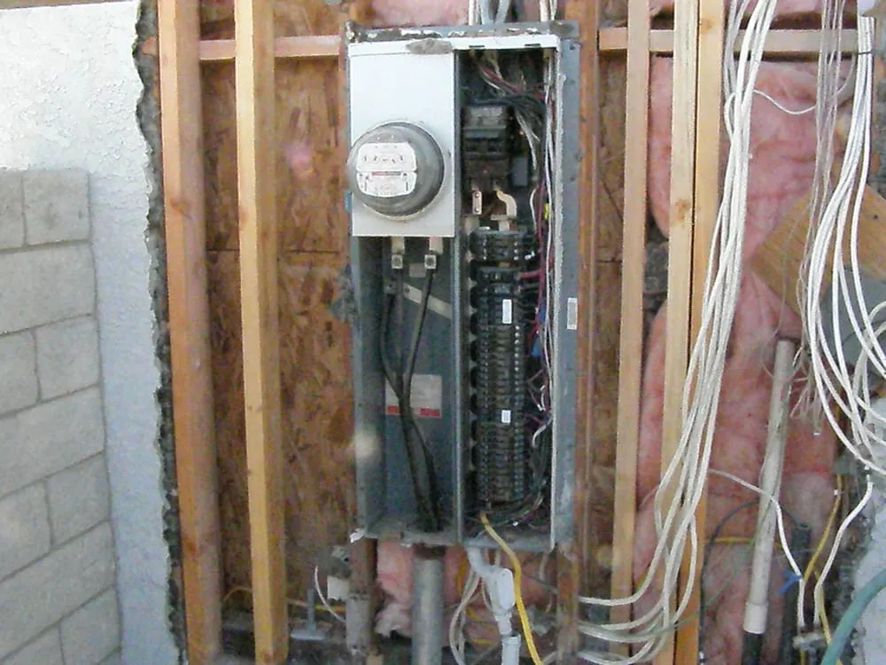 Slide of BJ Plumbing & Electrical