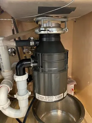 Black Pipes Plumbing Logo