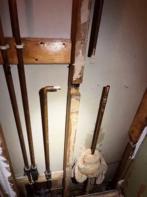 Blemler Contracting Logo