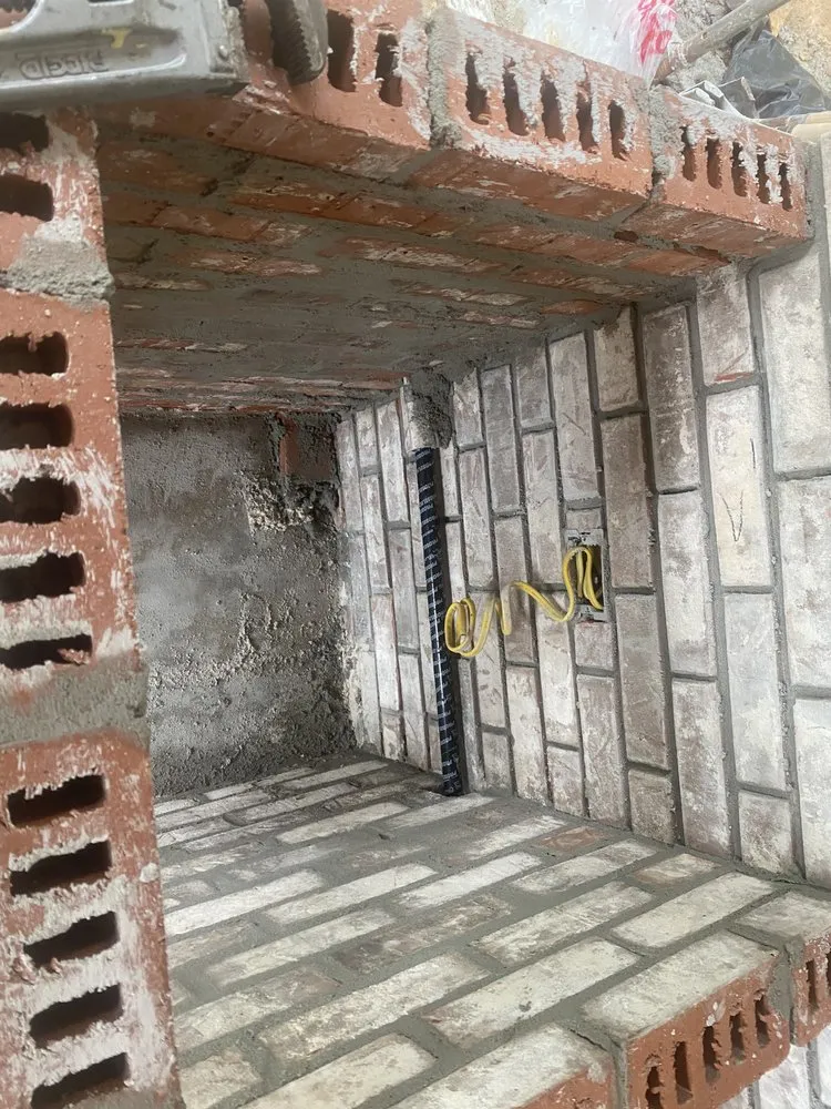 Slide of Bloodhound Plumbing