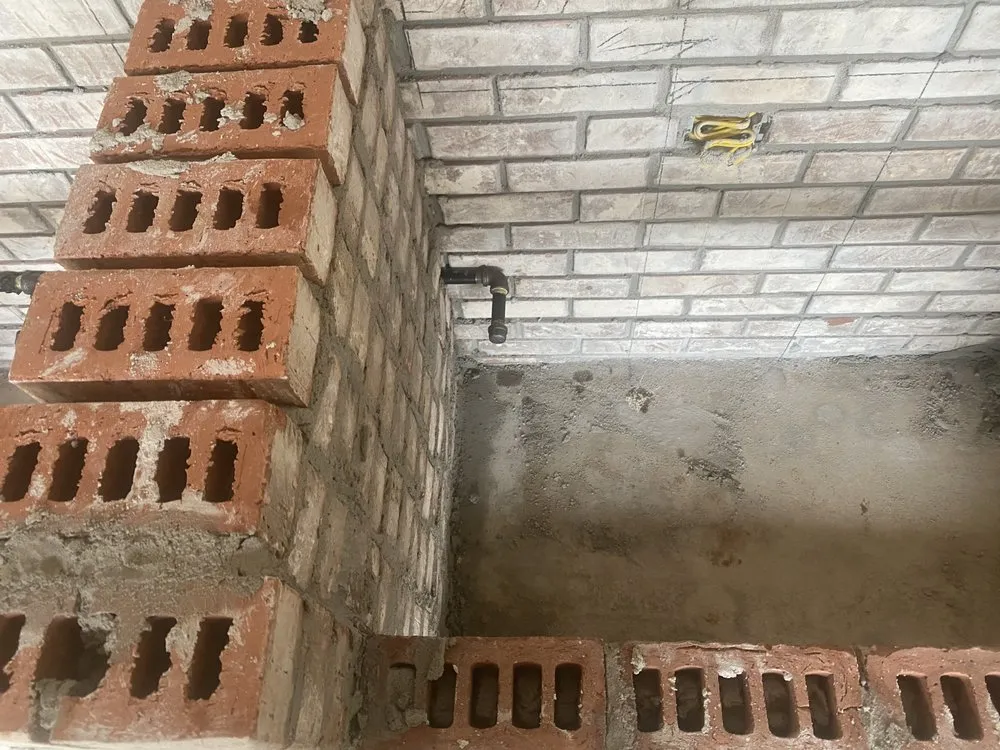 Slide of Bloodhound Plumbing