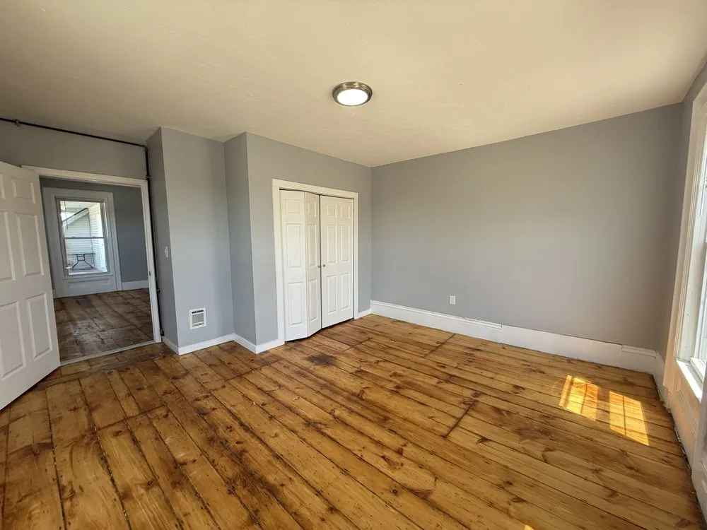 Slide of Blue Hammer Construction