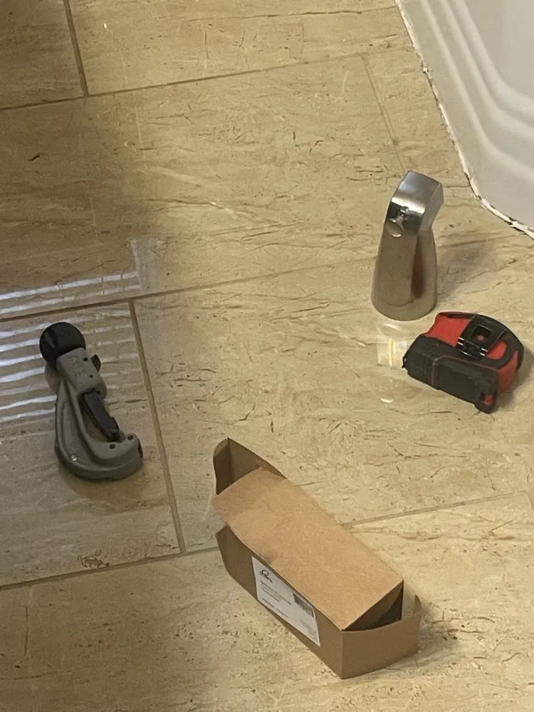 Slide of Blue Note’s Handyman Service