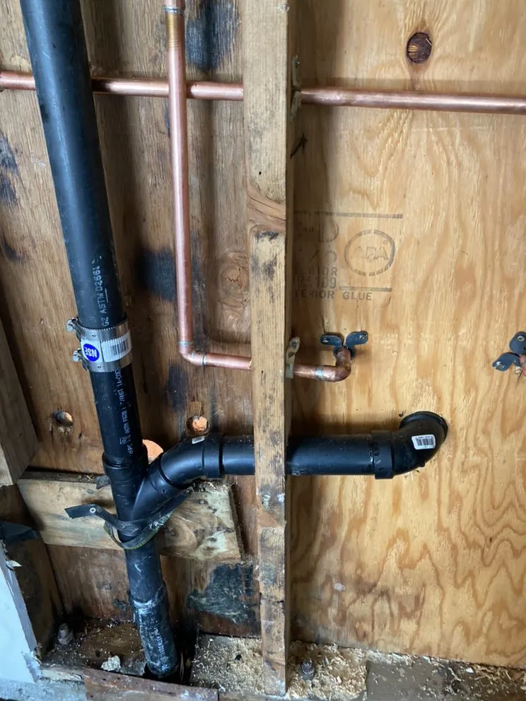 Expert emergency plumbing service in Hayward, CA - Blue Shark Rooter And Plumbing