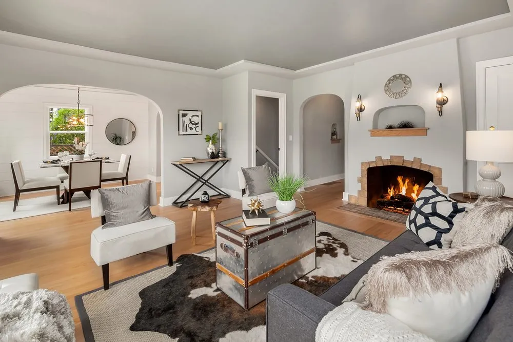 Slide of Blue Water Design Build