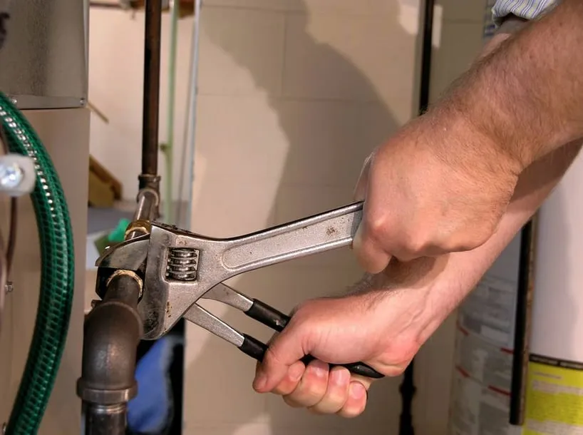 Slide of Bluefrog Plumbing + Drain