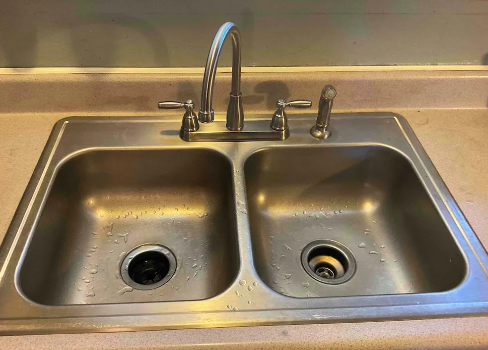 Slide of Bluefrog Plumbing + Drain