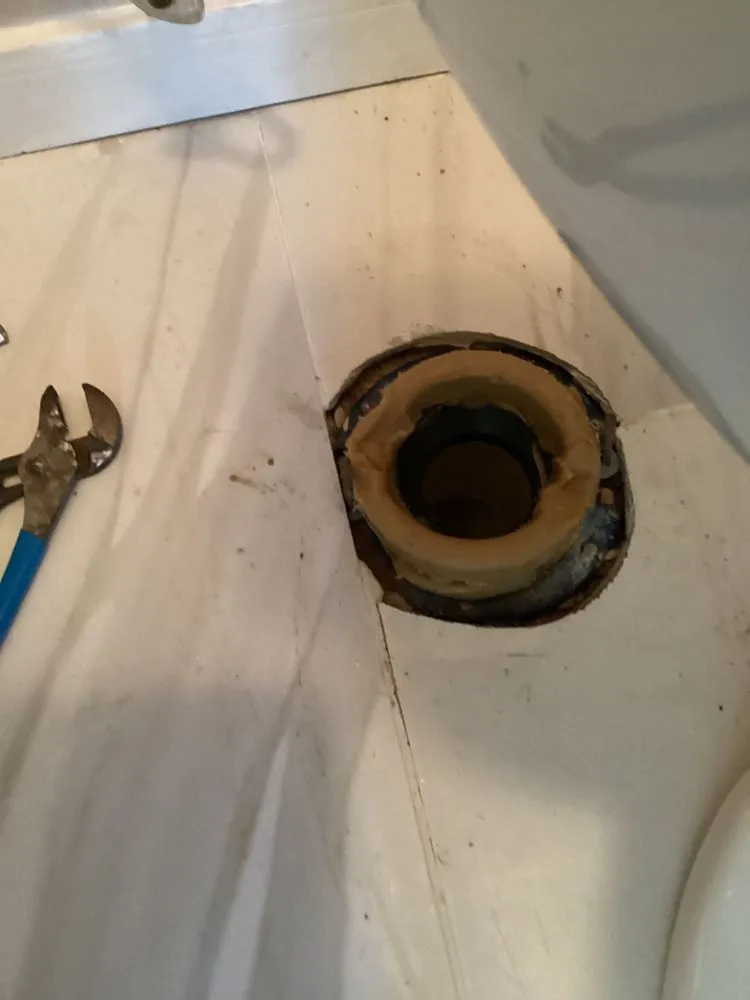 Slide of Bluefrog Plumbing + Drain