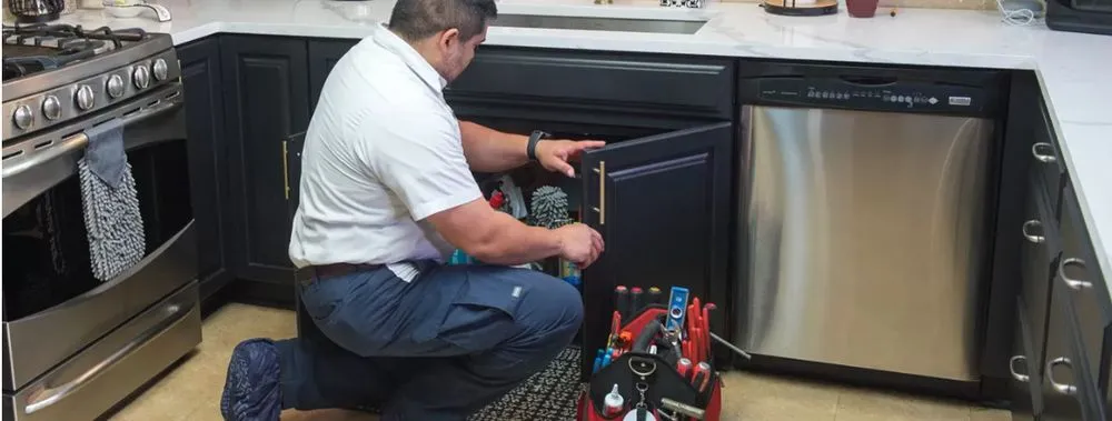 Slide of Bluefrog Plumbing + Drain