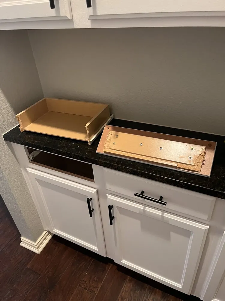 Slide of Blueline Handyman