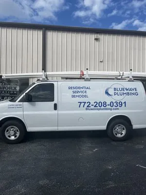 Bluewave Plumbing Logo