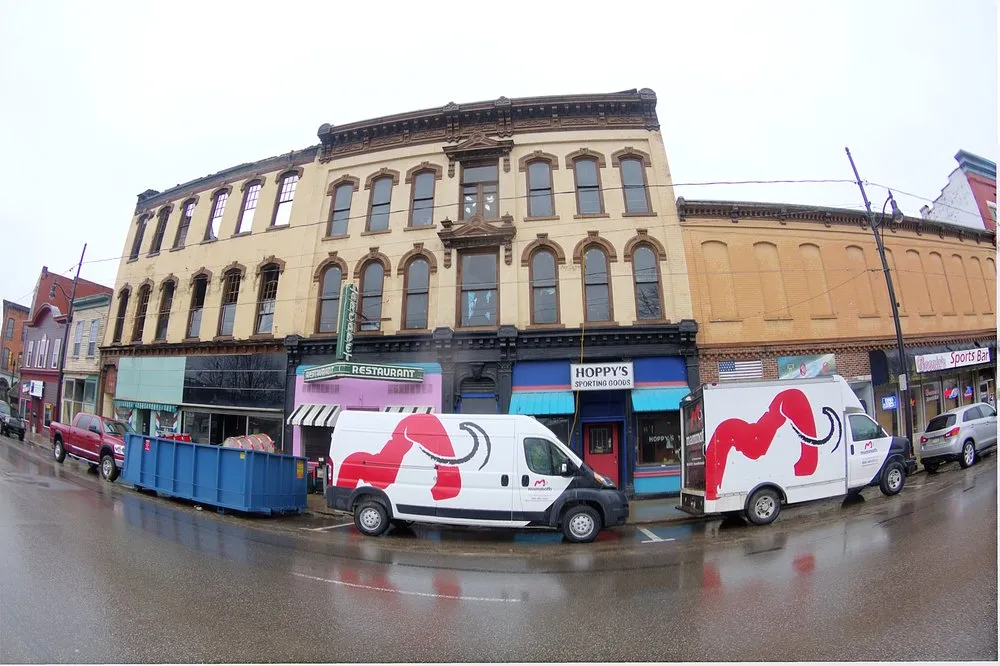 Emergency leak detection in Columbus, OH by BluSky Restoration Contractors