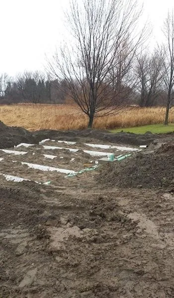 Slide of Bob Lynn & Son Septic Tank Cleaning