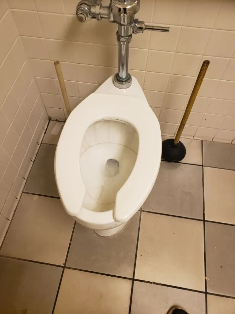 Slide of Bobs Repair Services