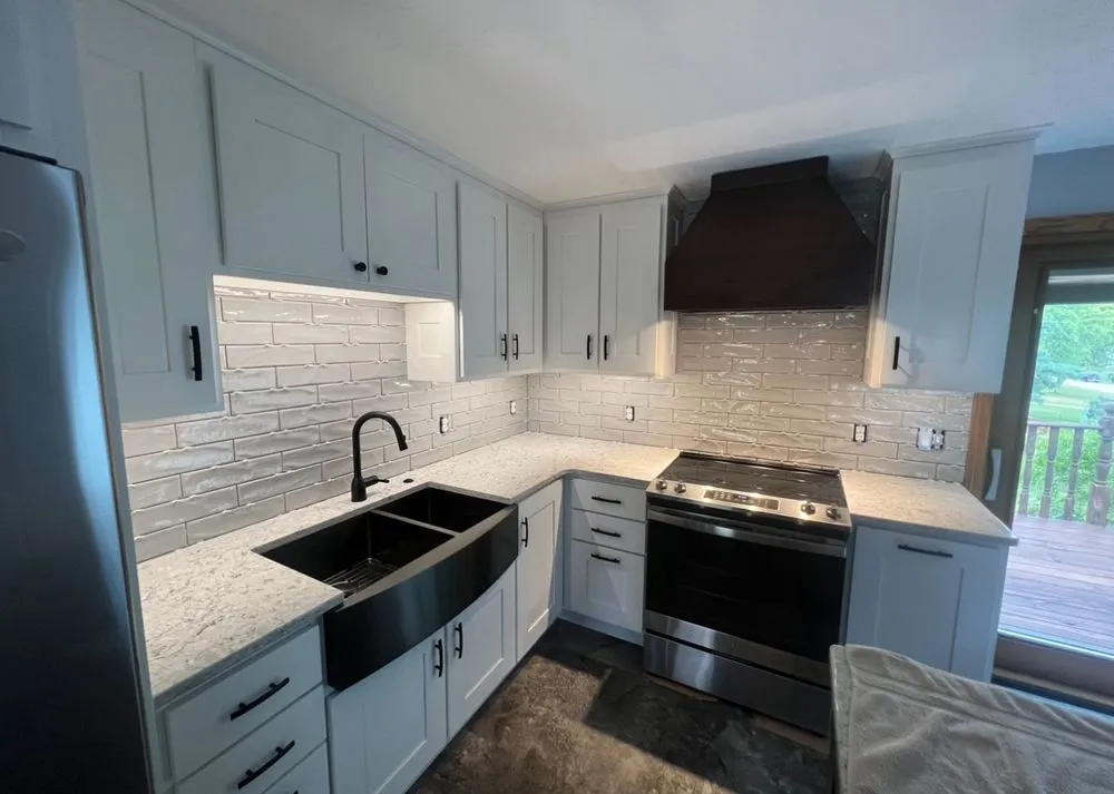 Slide of Bodosi Tile