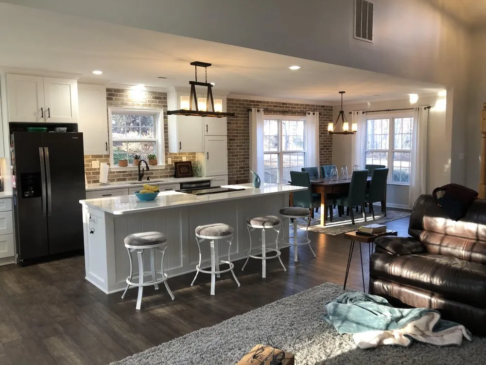 Slide of Bouch Contracting