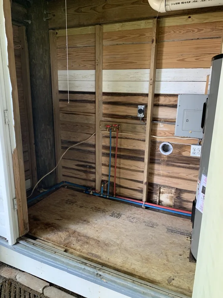 Slide of Bowlin's Plumbing