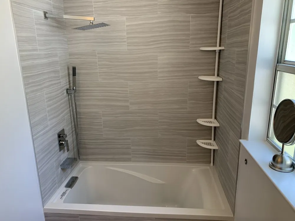 Slide of Bowlin's Plumbing