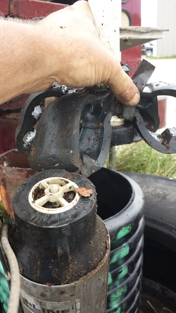 Slide of Bracker Pump & Well Service-Wellpumps.com