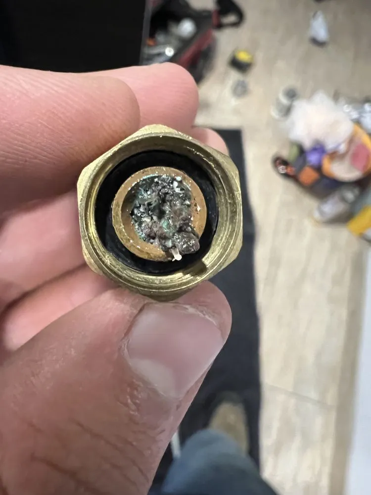 Slide of Brandon Diaz Plumbing