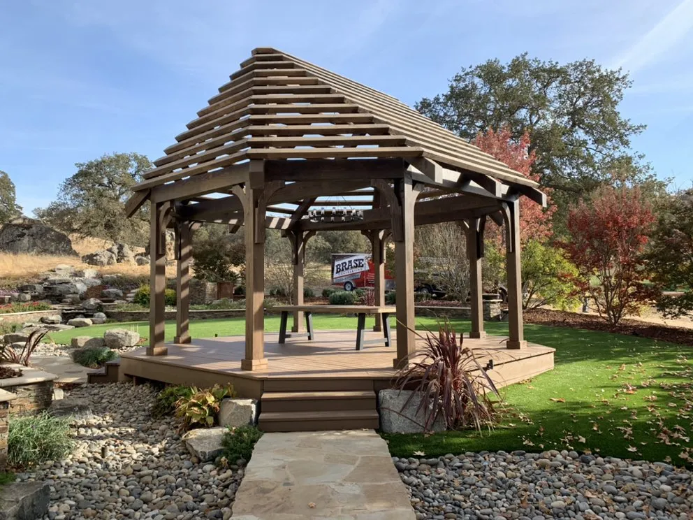 Slide of Brase Contracting