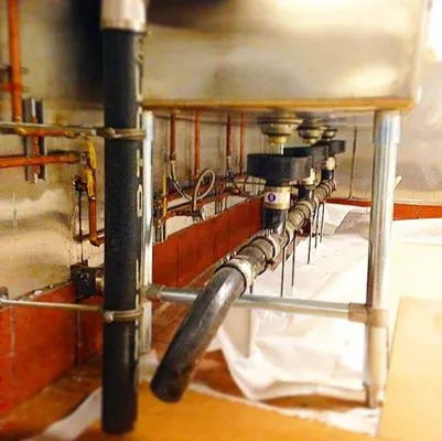 Brass Plumbing and Heating Logo