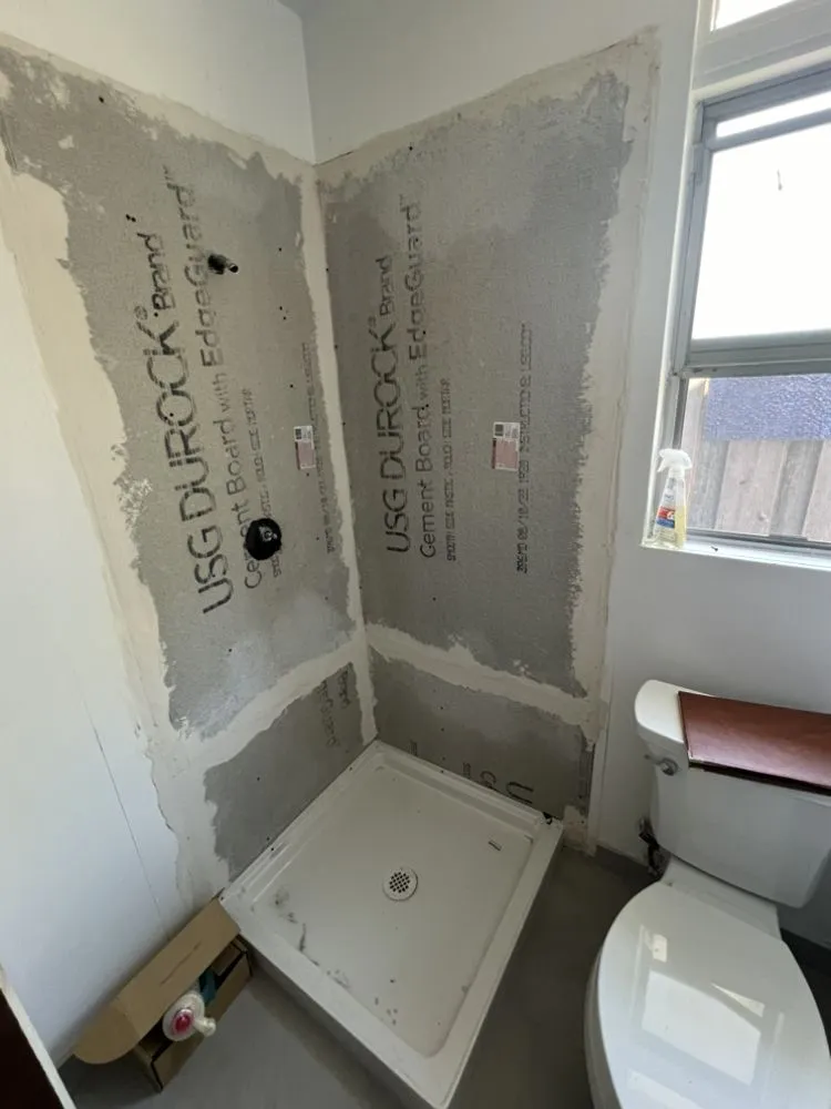 Slide of Bravo’s Handyman