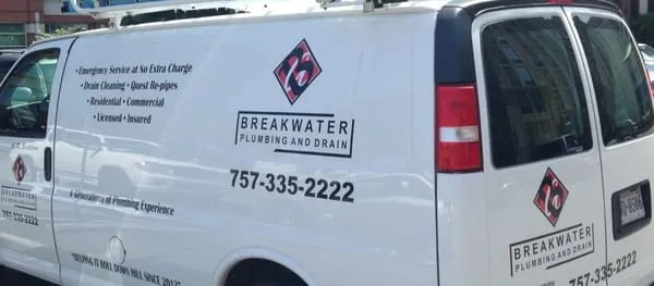Breakwater Plumbing and Drain Logo