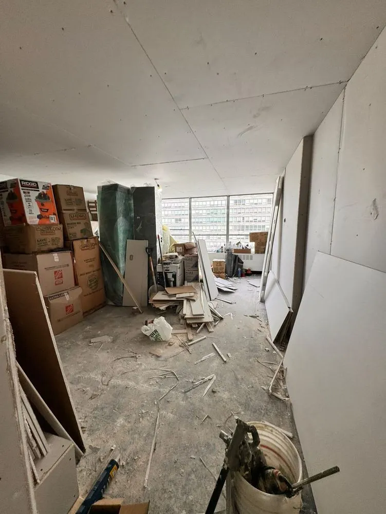 Slide of Breez Construction