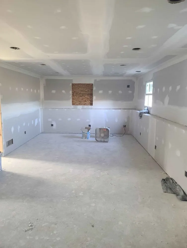 Slide of Breez Construction