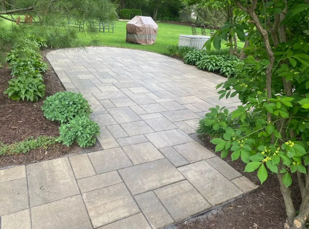 Slide of Breez Construction