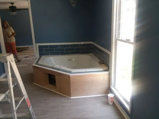 Bright Star Contractors Logo