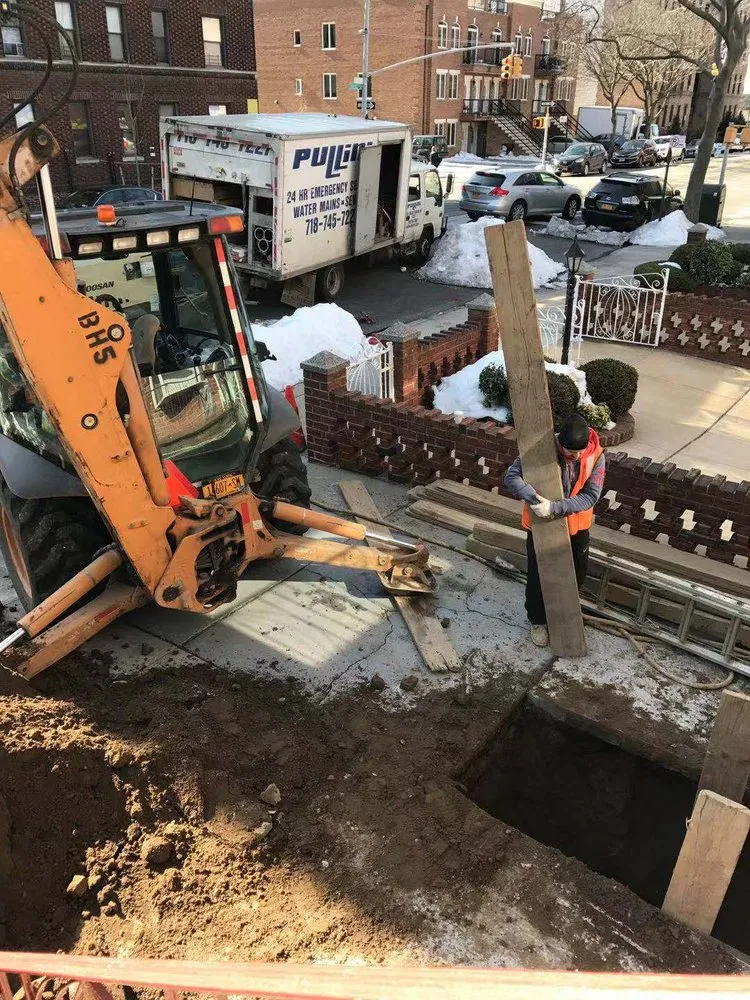 Slide of Broad Sewer And Numerous Service