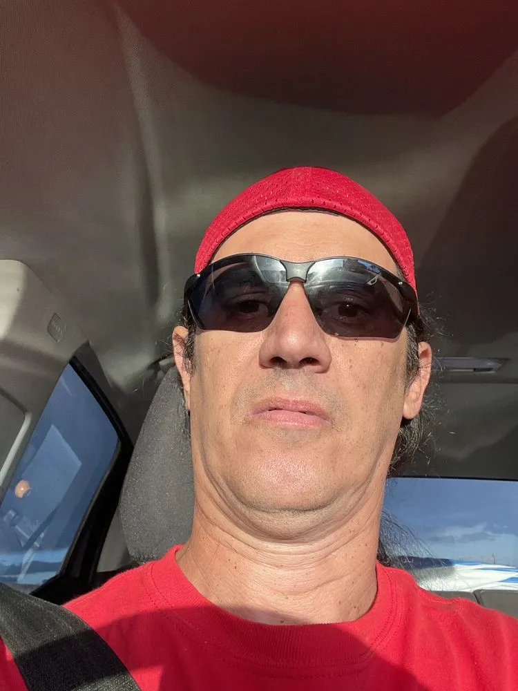 Slide of Bruz Service