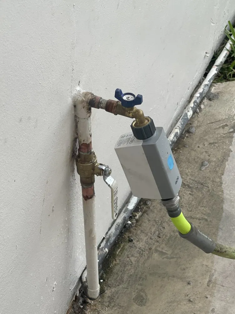 Slide of Bruz Service