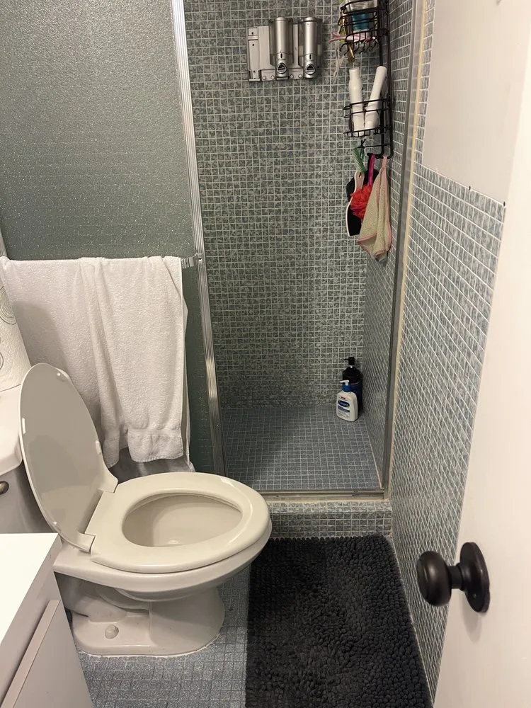 Slide of Bruz Service