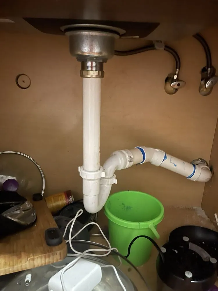 Slide of Bruz Service