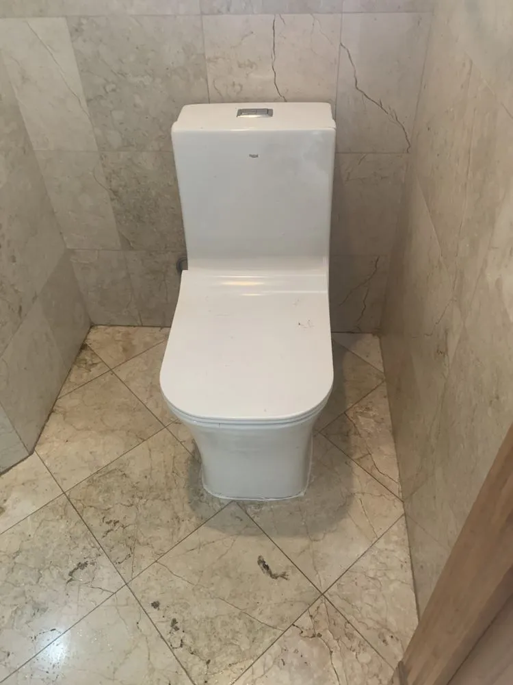 Slide of Bruz Service