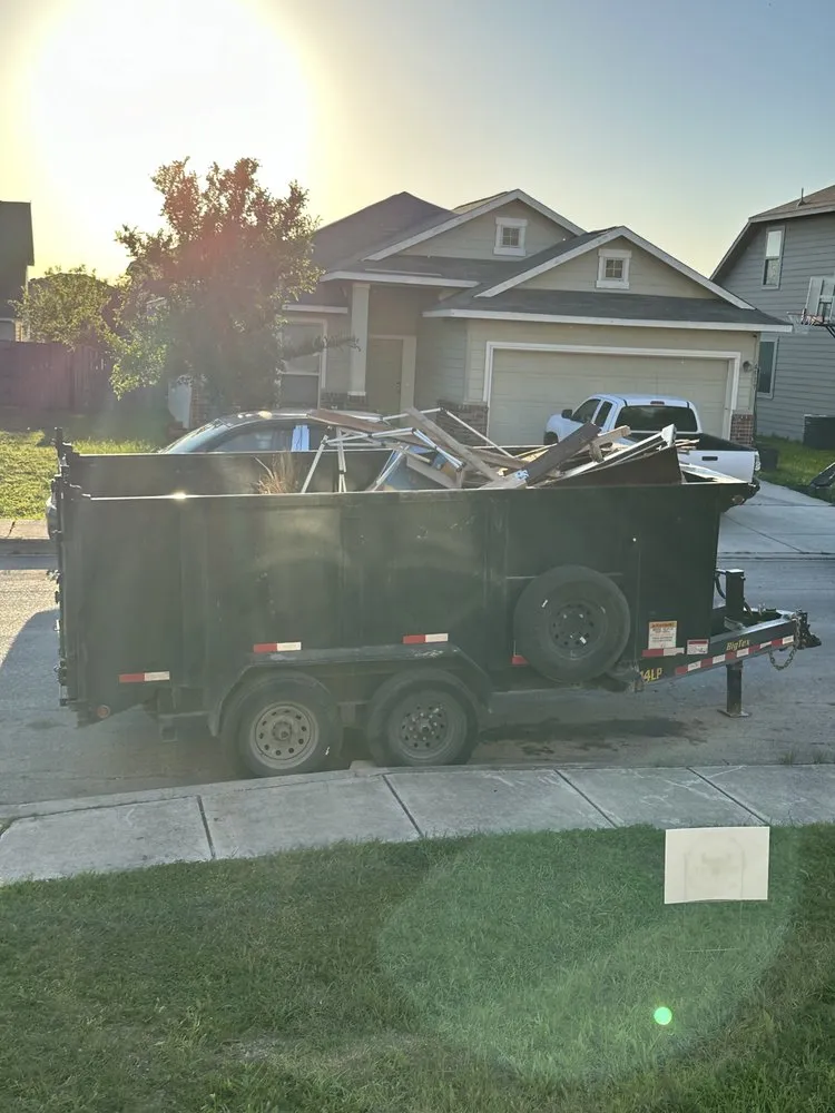 Slide of Bull Head Contracting