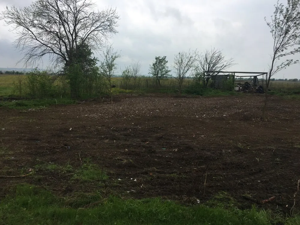 Slide of Burk's Dirt & Site Prep