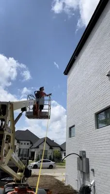 Burleson Gutter Installers Logo